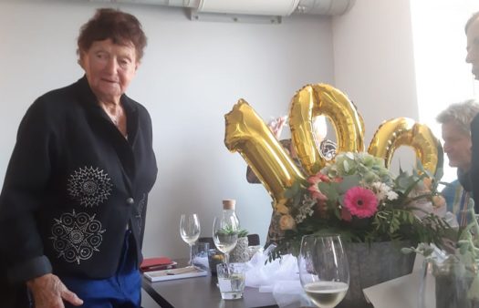 Oslava 100. narozenin v SeniorCentru Šanov